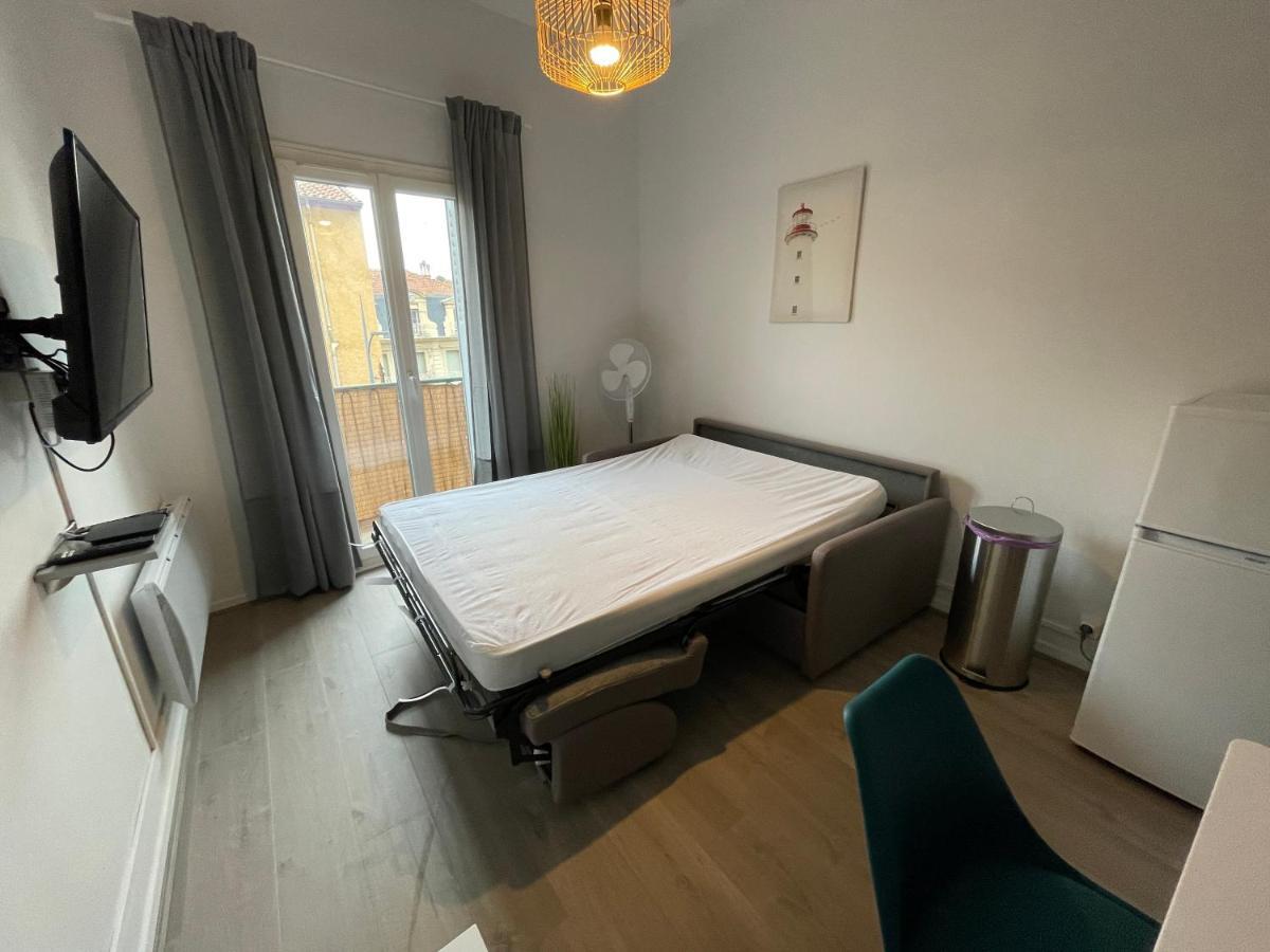 Appartement Confortable T3 proche de la Gare et du Polygone à Béziers Extérieur photo