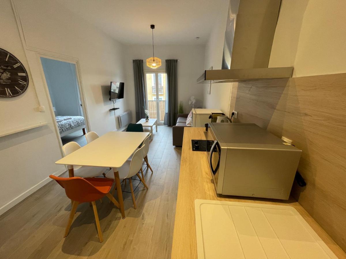 Appartement Confortable T3 proche de la Gare et du Polygone à Béziers Extérieur photo